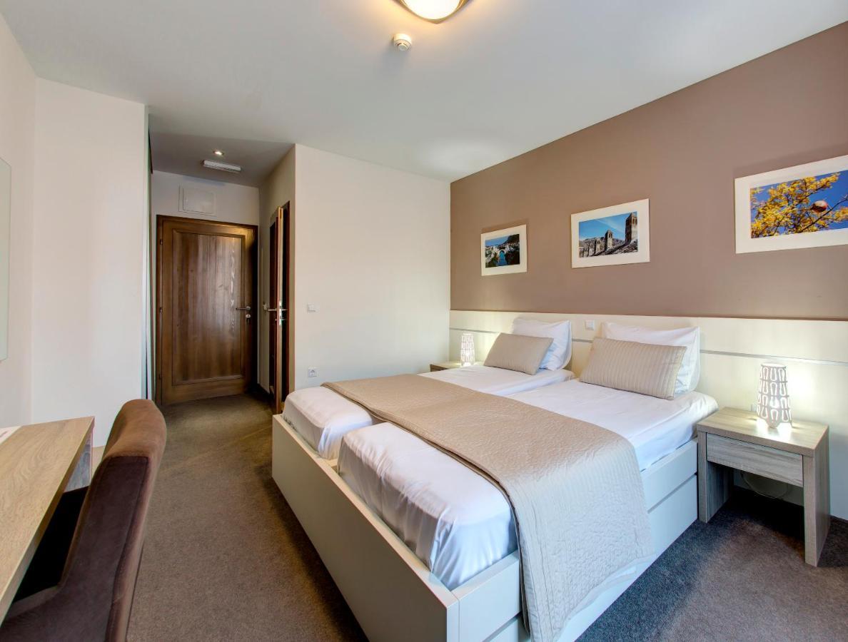 Hotel Argentum Gnojnice 外观 照片