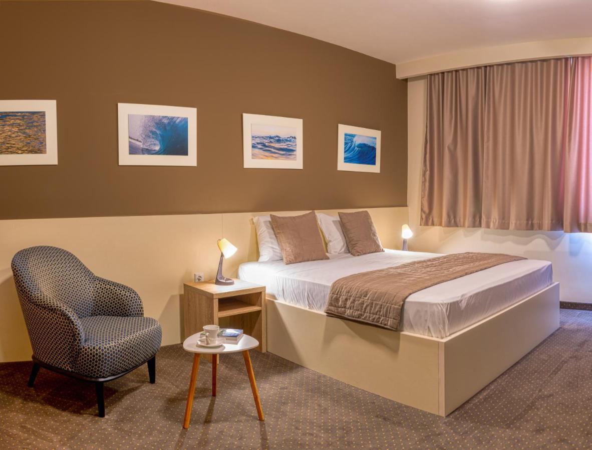 Hotel Argentum Gnojnice 外观 照片